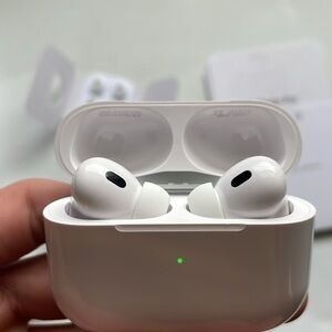 AirPod pros 2nd generation with MagSafe wireless charging case